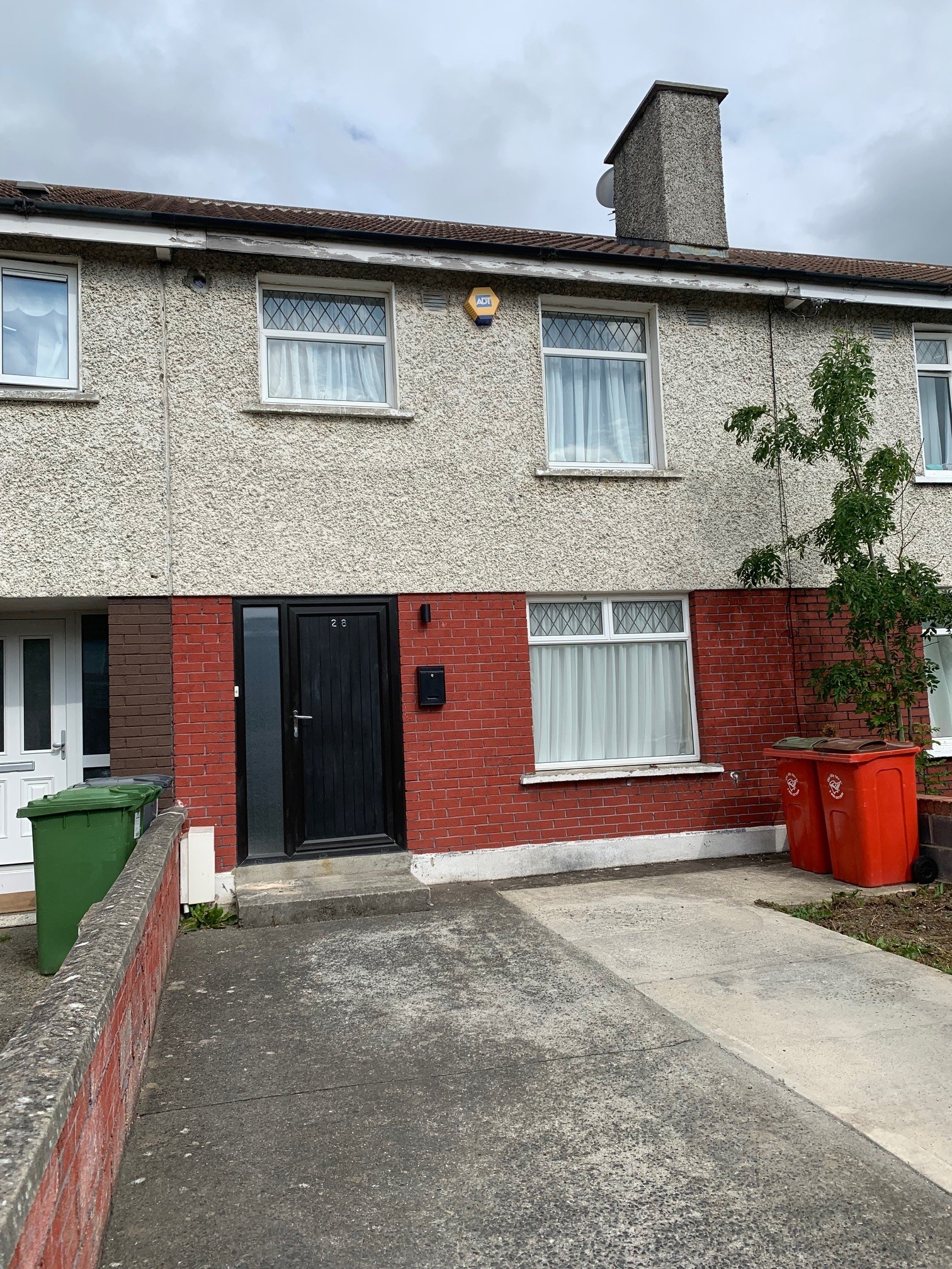 28 Whitechurch Avenue